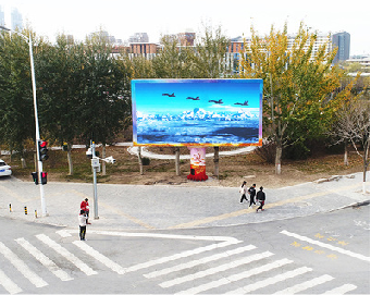 澄江户外大屏广告投放要点。